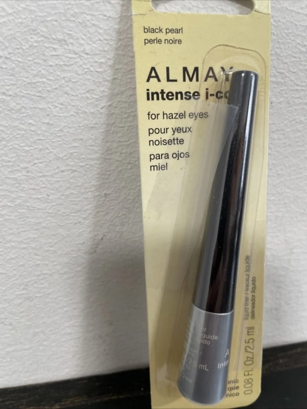 Almay intense color